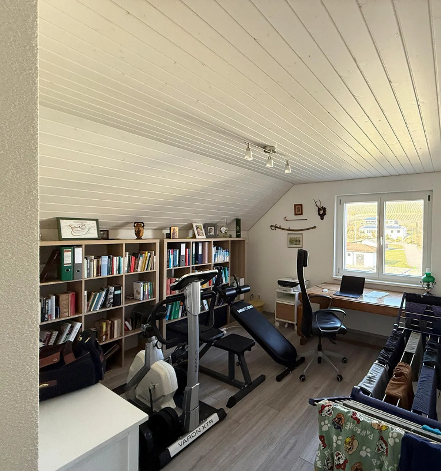 Maison individuelle intemporelle de 5,5 pièces avec jardin et carport - Photo 8 sur 12