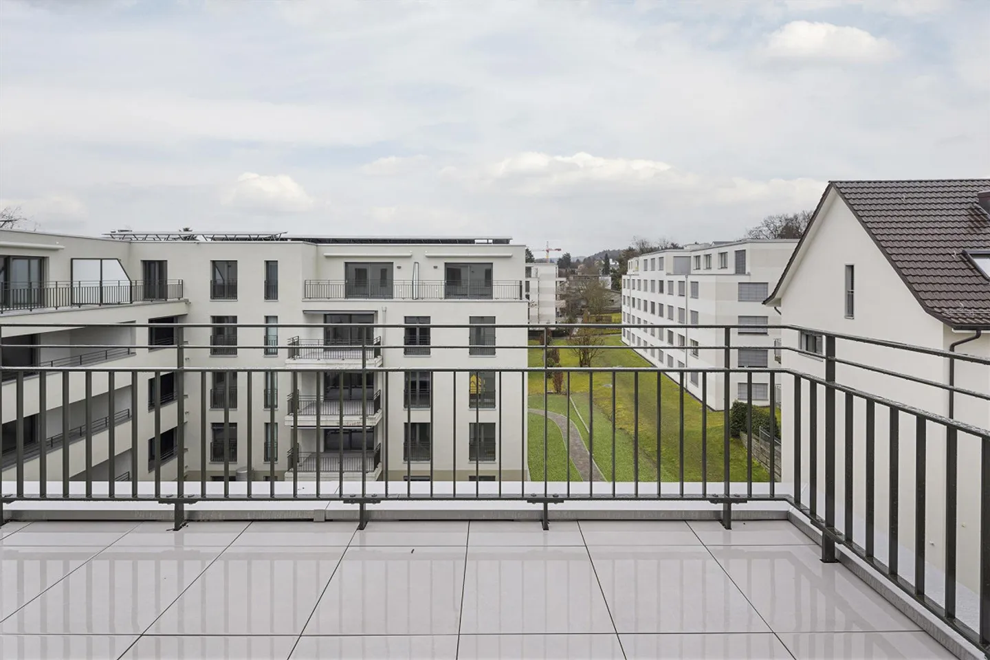 Moderne Attikawohnung in Zürich - Foto 15 von 19