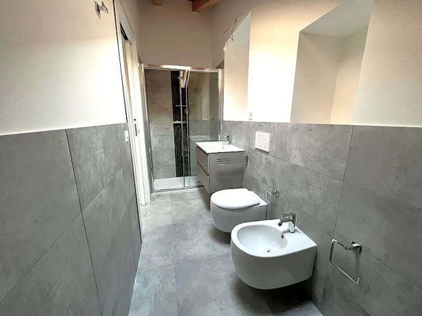 4-Familienhaus auch als Renditeobjekt / Casa di 4 app. rinnovata a... - Foto 15 di 36
