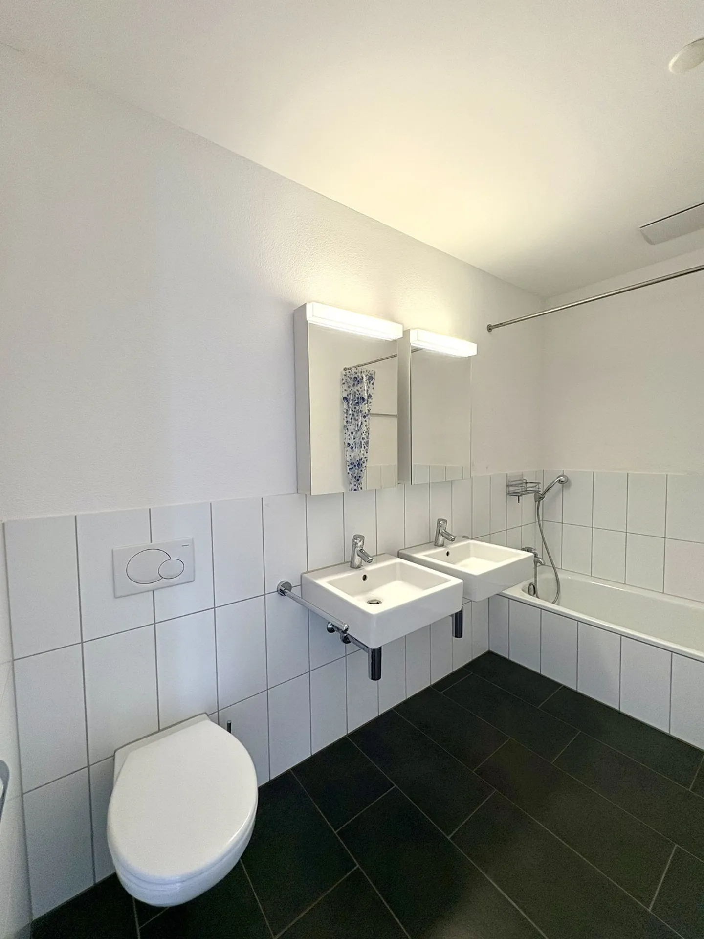 Appartement 4.5 pièces de 148 m² directement à la gare de Dübendorf - Photo 14 sur 27