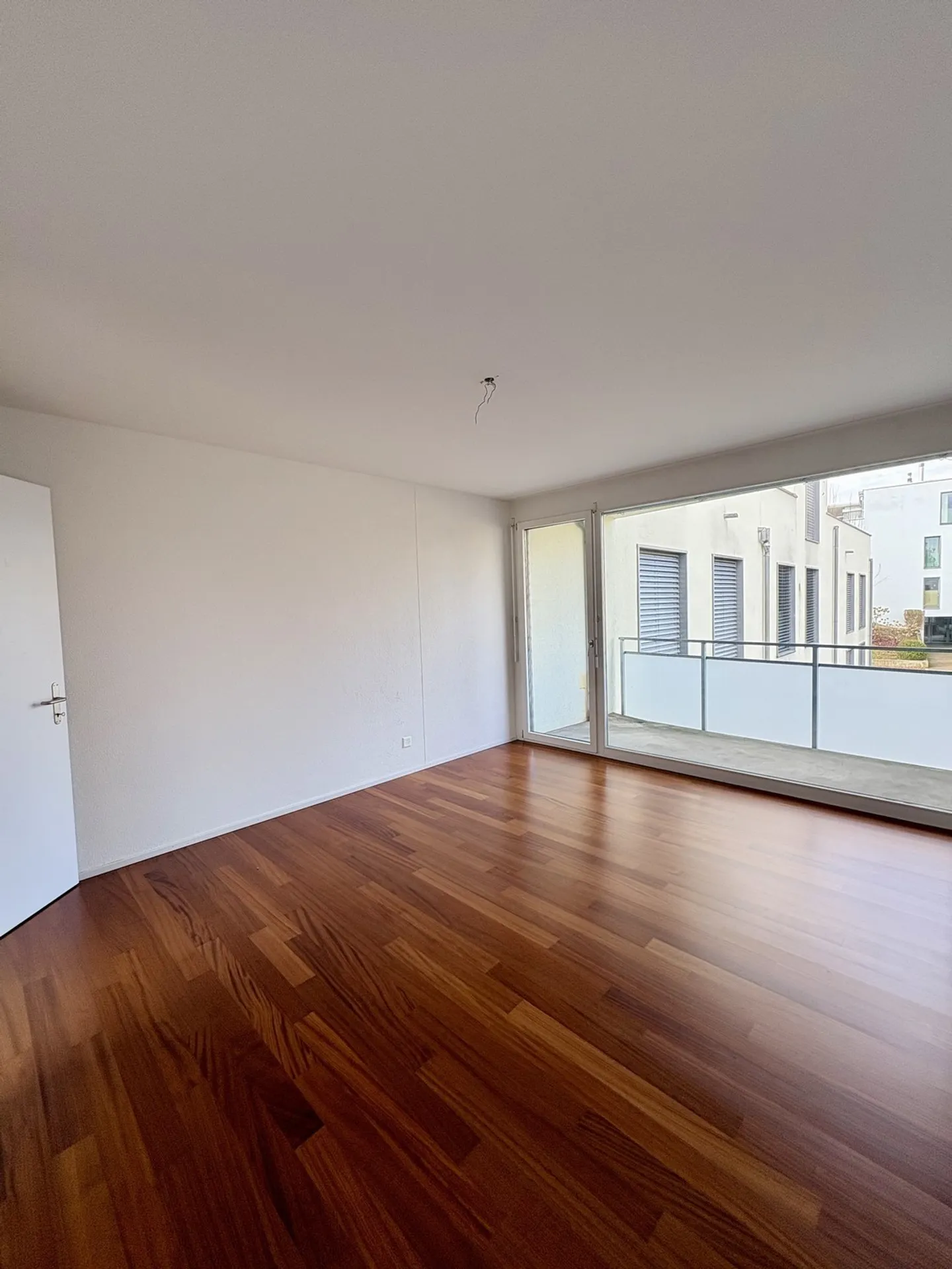 Appartement 4.5 pièces de 148 m² directement à la gare de Dübendorf - Photo 15 sur 27