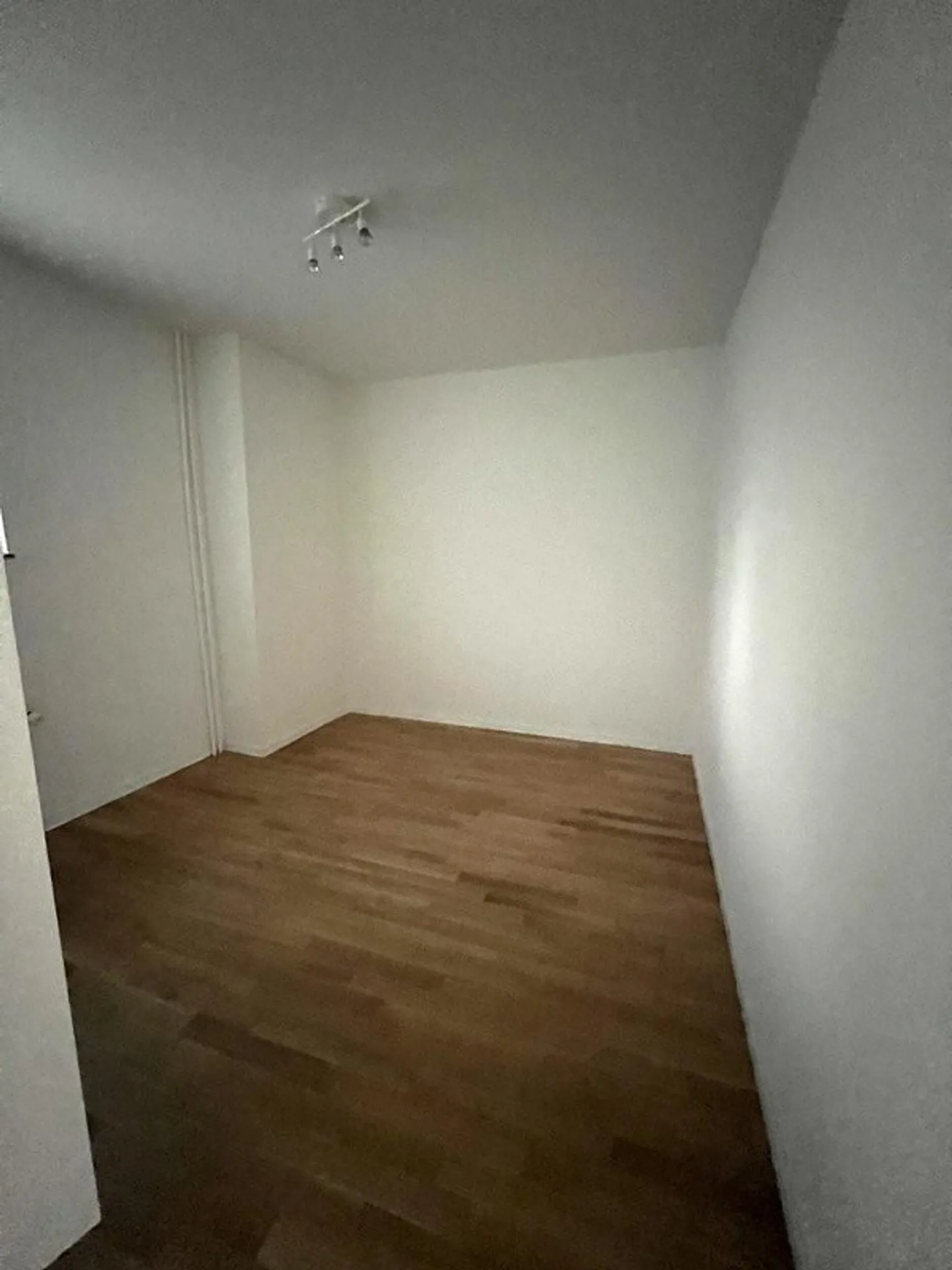 Appartement central de 2,5 pièces à Dietikon à louer - Photo 4 sur 6