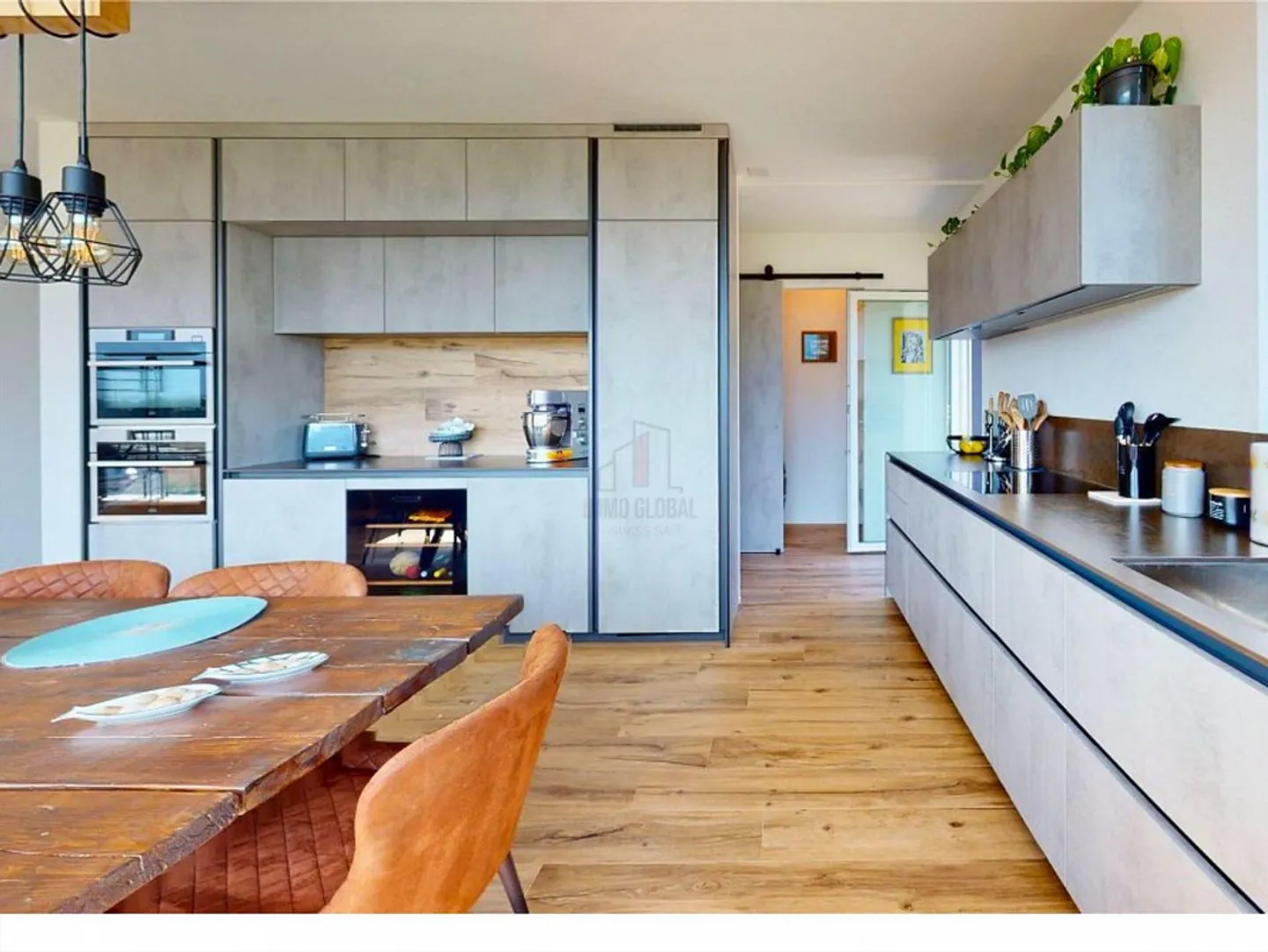 KISSED BY THE SUN, ALSO WITH RENT TO BUY FORMULA - Photo 4 of 11