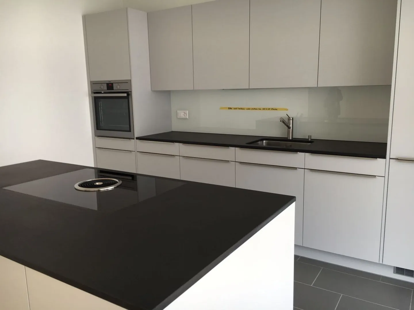 Modern 4.5-room apartment in ownership standard - Photo 4 of 15