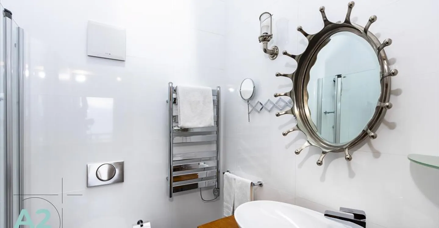 LUXUSCHALET ZU VERMIETEN AM FUSS DER PISTEN - Foto 11 von 12