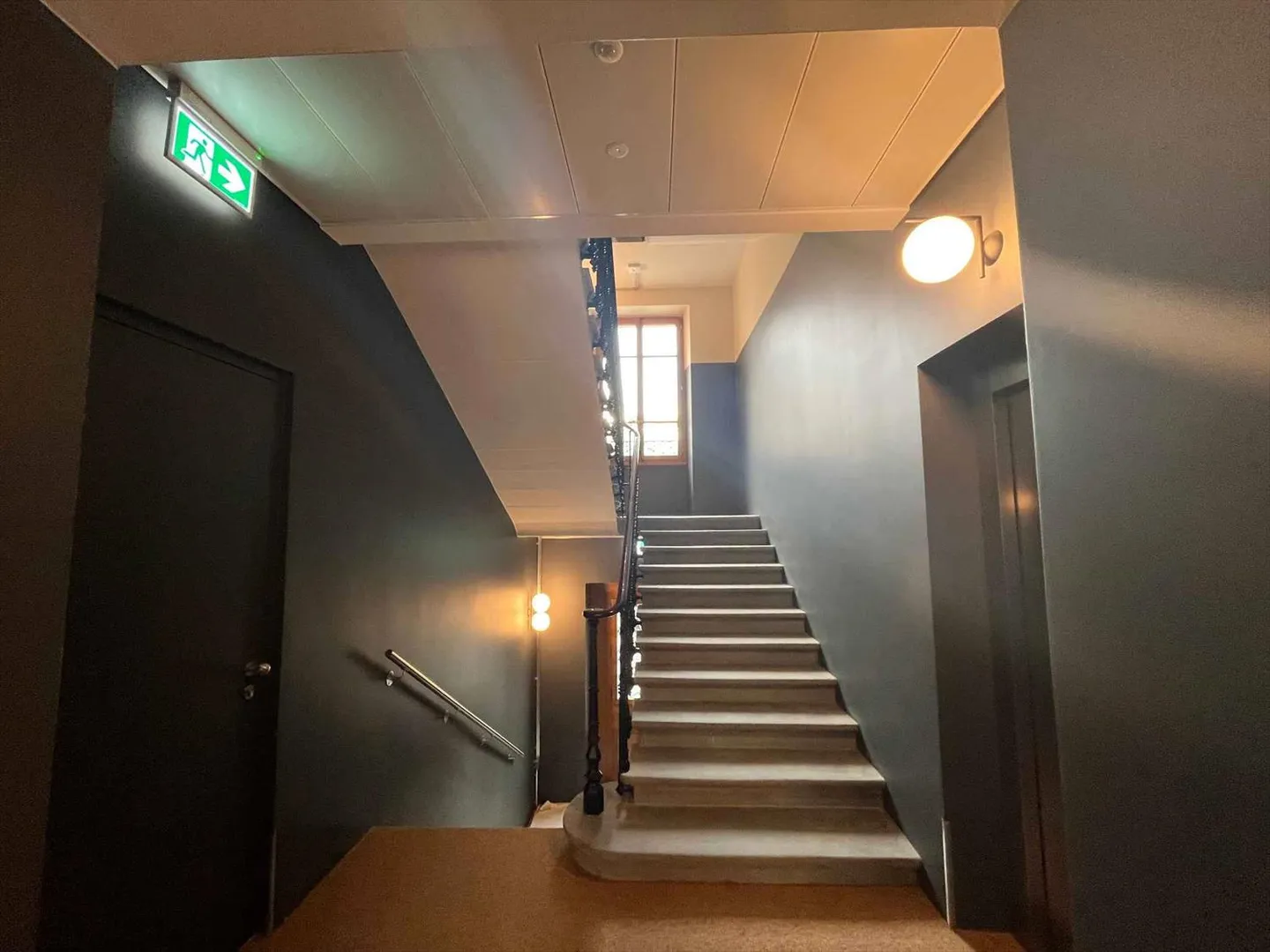 280 m² große Büros - Bankenviertel - Foto 8 von 8