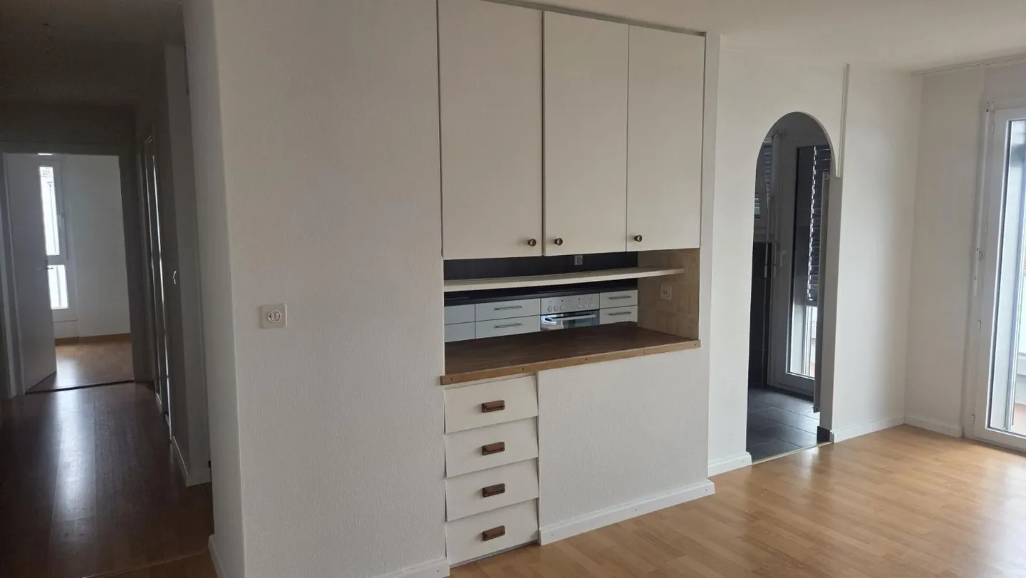 4.5 Room Apartment - Photo 3 of 11