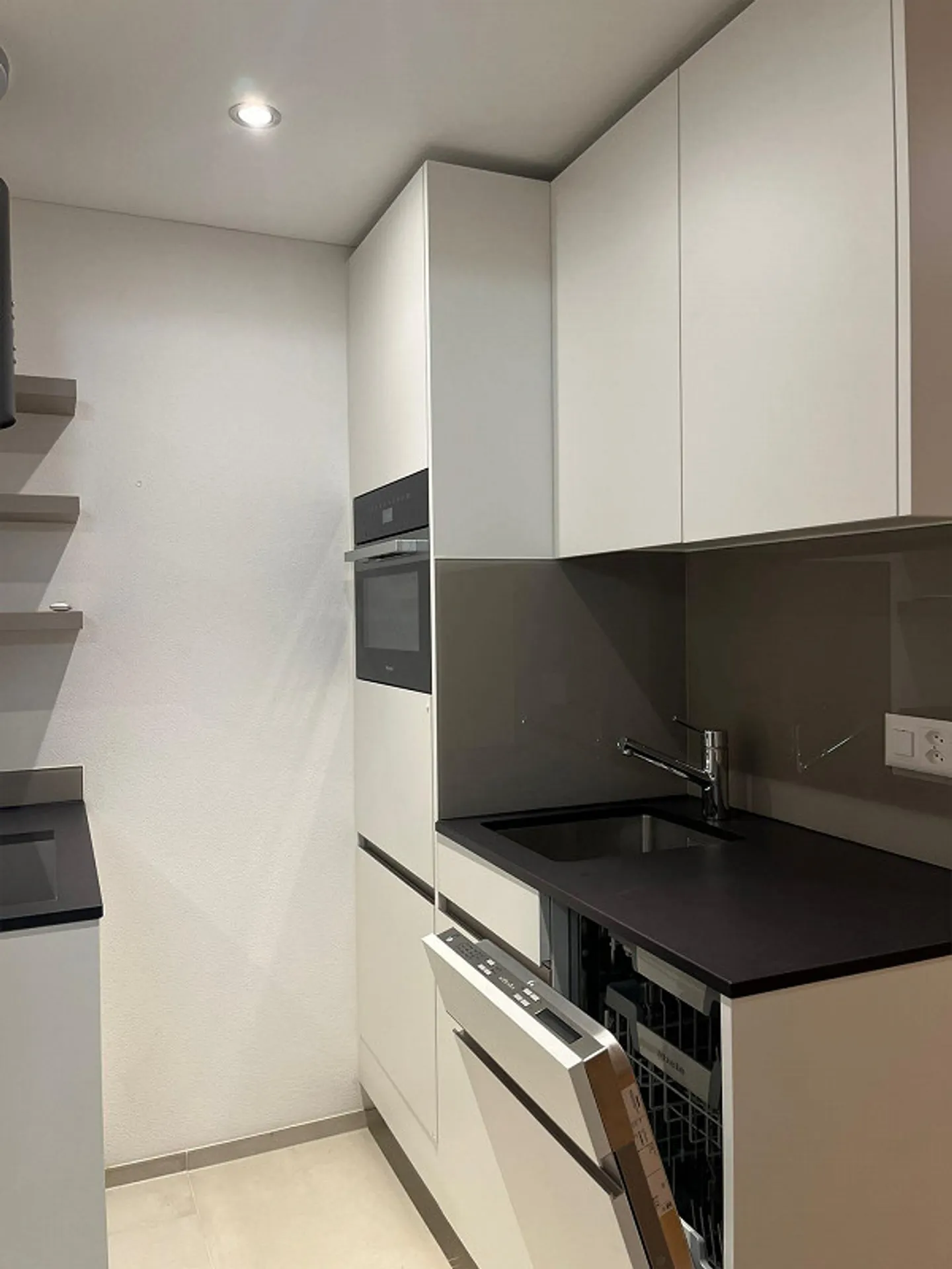 Belle appartement de 1,5 pièce entièrement rénové à louer - Photo 5 sur 12