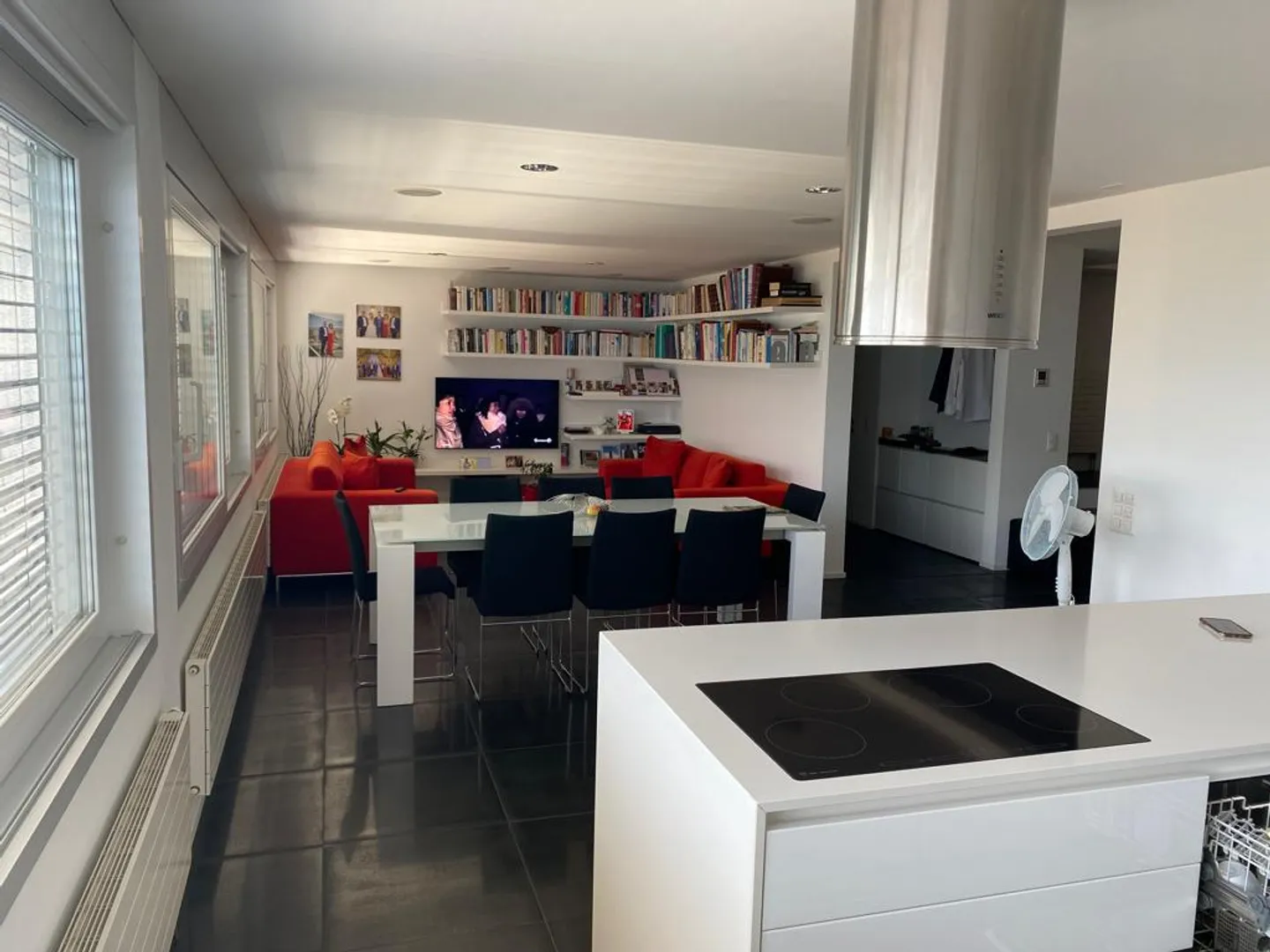 Villa moderna con vista lago - Foto 7 di 20