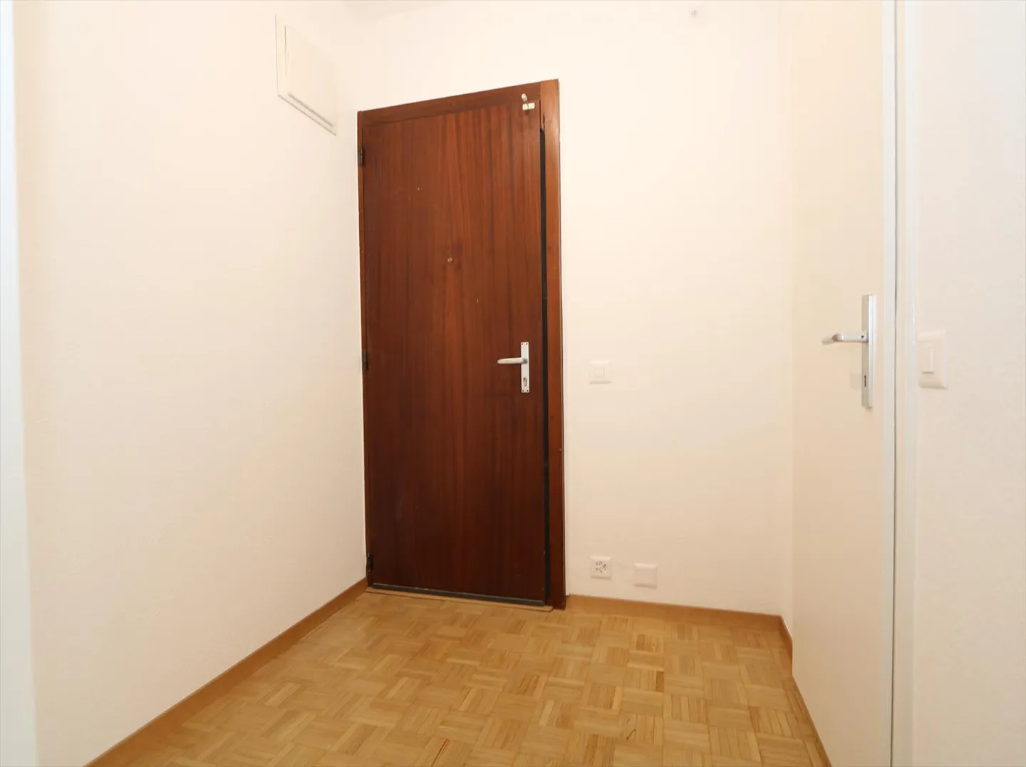 Appartamento di 2 stanze alla Jonction - Foto 6 di 6