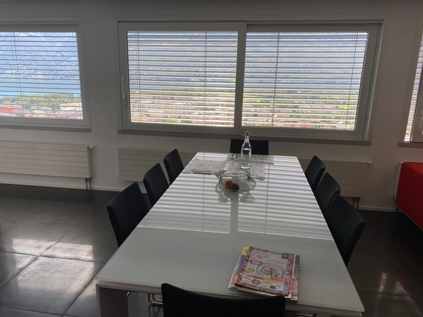 Villa moderna con vista lago - Foto 8 di 20