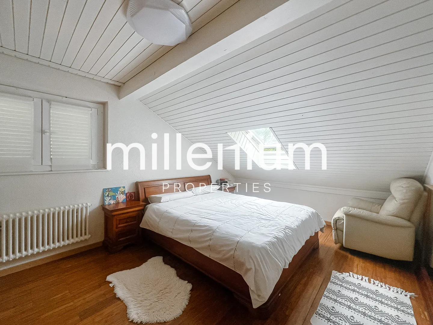 Casa familiare con giardino, piscina e studio indipendente - Foto 7 di 13