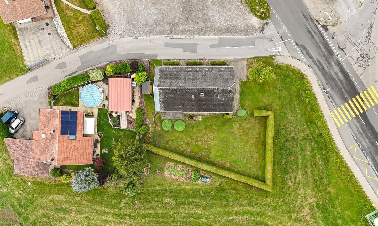 Selten! Schönes Grundstück für Einfamilienhaus oder Wohnungen - Foto 5 von 11