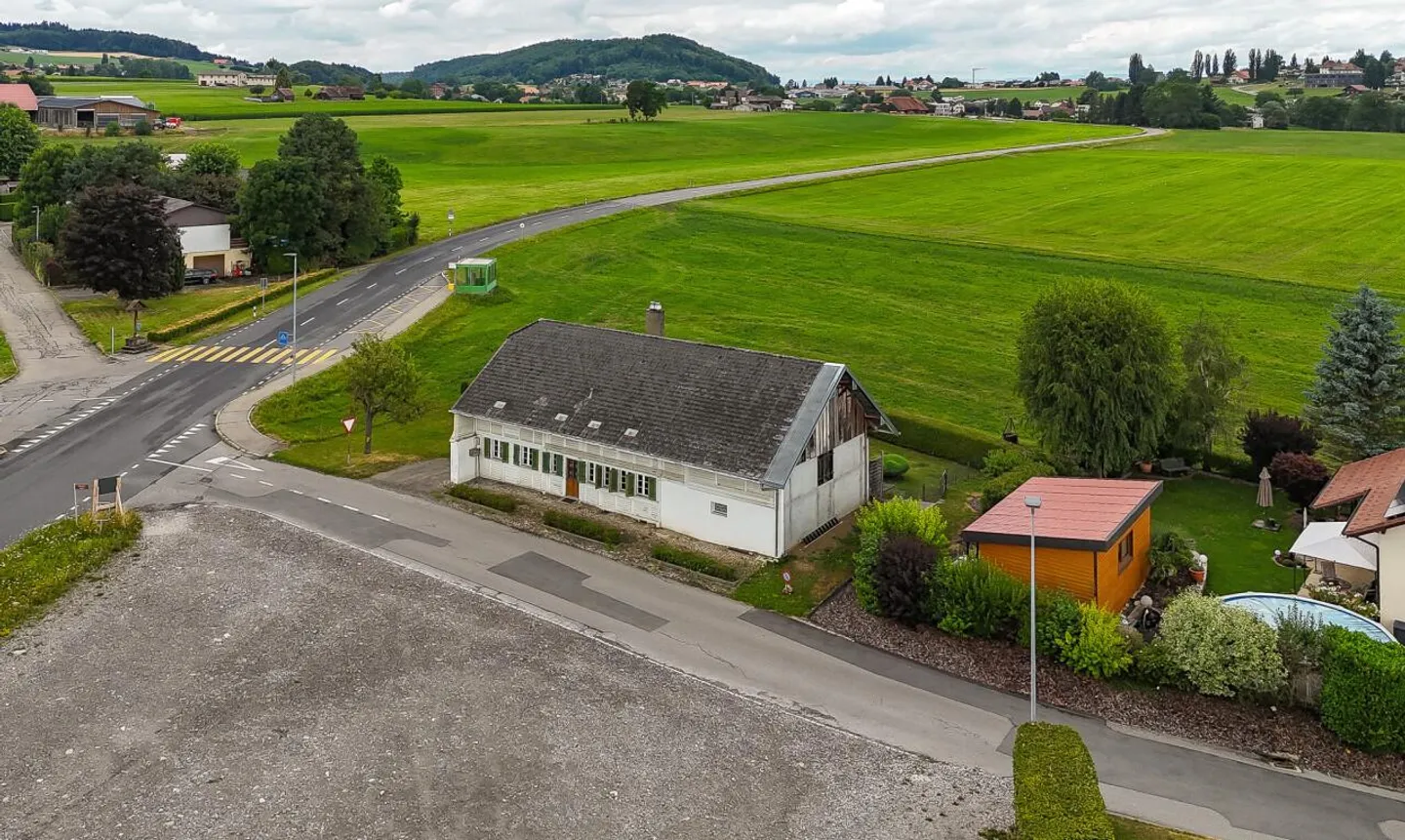 Selten! Schönes Grundstück für Einfamilienhaus oder Wohnungen - Foto 10 von 11