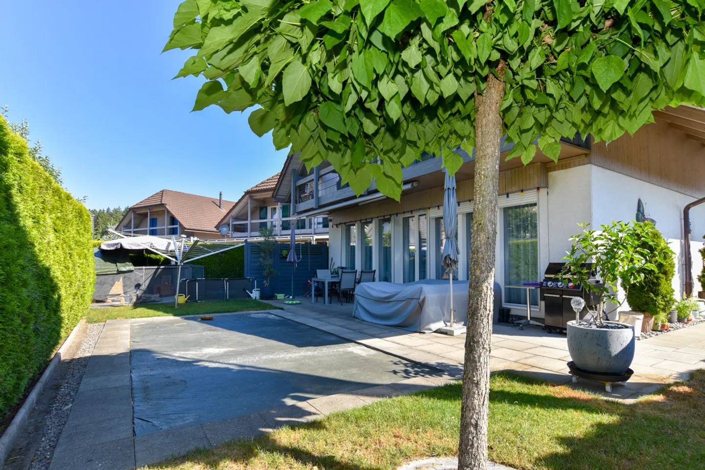 Charmantes Freistehendes Haus mit Garten - Foto 5 von 14