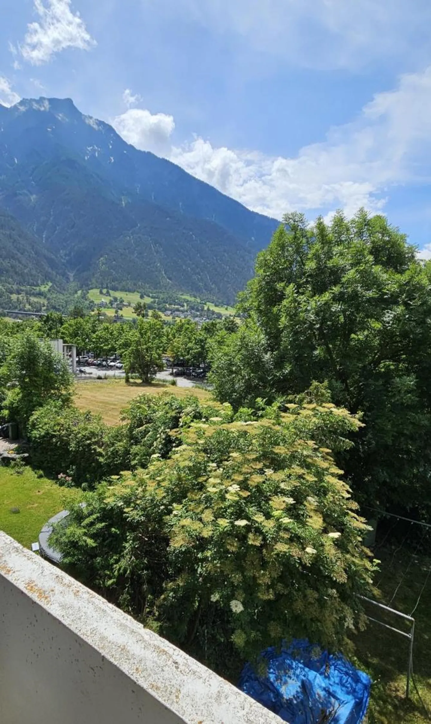 In affitto, VS - spazioso appartamento di 5,5 stanze con box auto - Foto 6 di 7