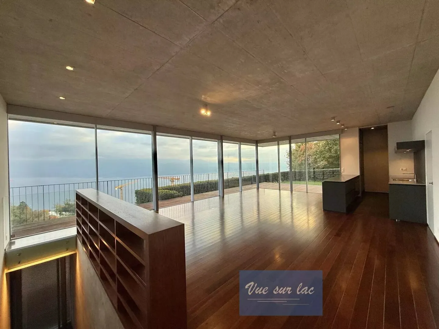 Spacieux appartement dans villa d'architecte, vue époustouflante! - Photo 9 sur 13