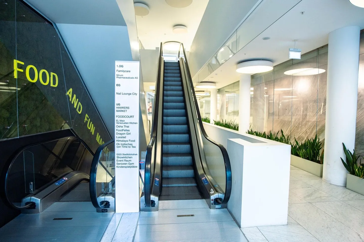 Modern commercial space in central Basel location - Photo 2 of 5