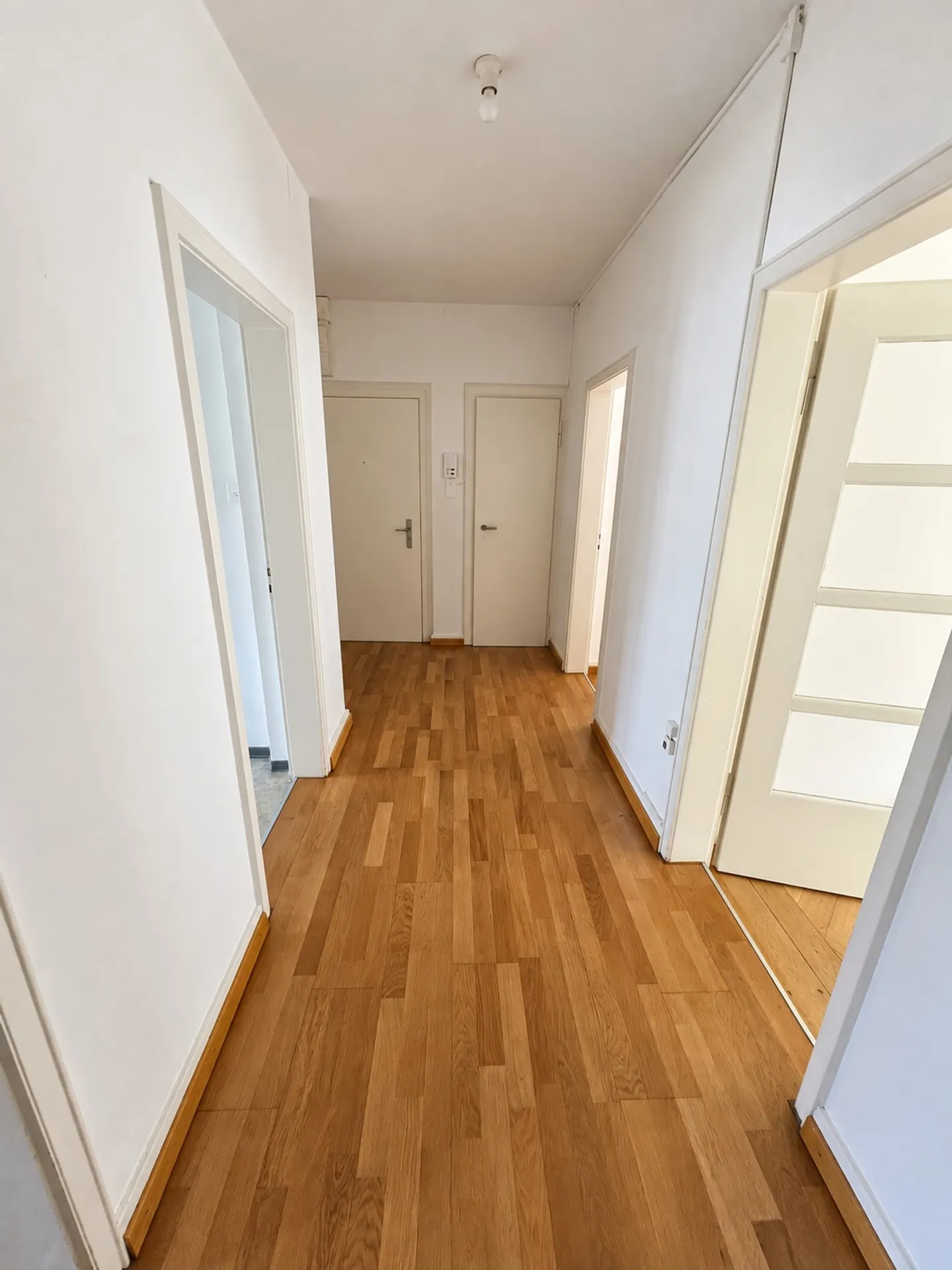 Attractive 3-room apartment in a central location - Photo 3 of 12