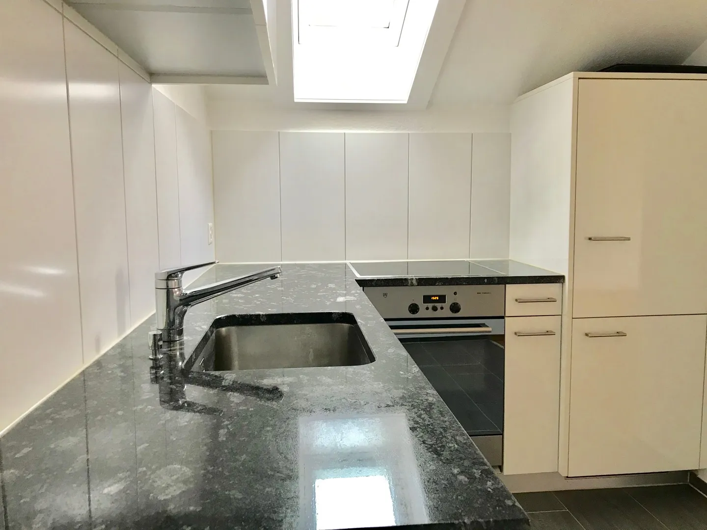 Cozy Studio Apartment in Glattbrugg - Photo 3 of 4