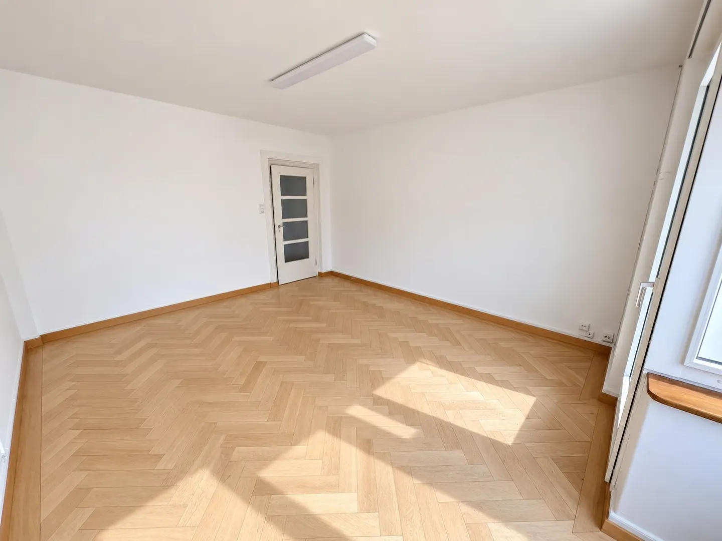 Attractive 3-room apartment in a central location - Photo 9 of 12
