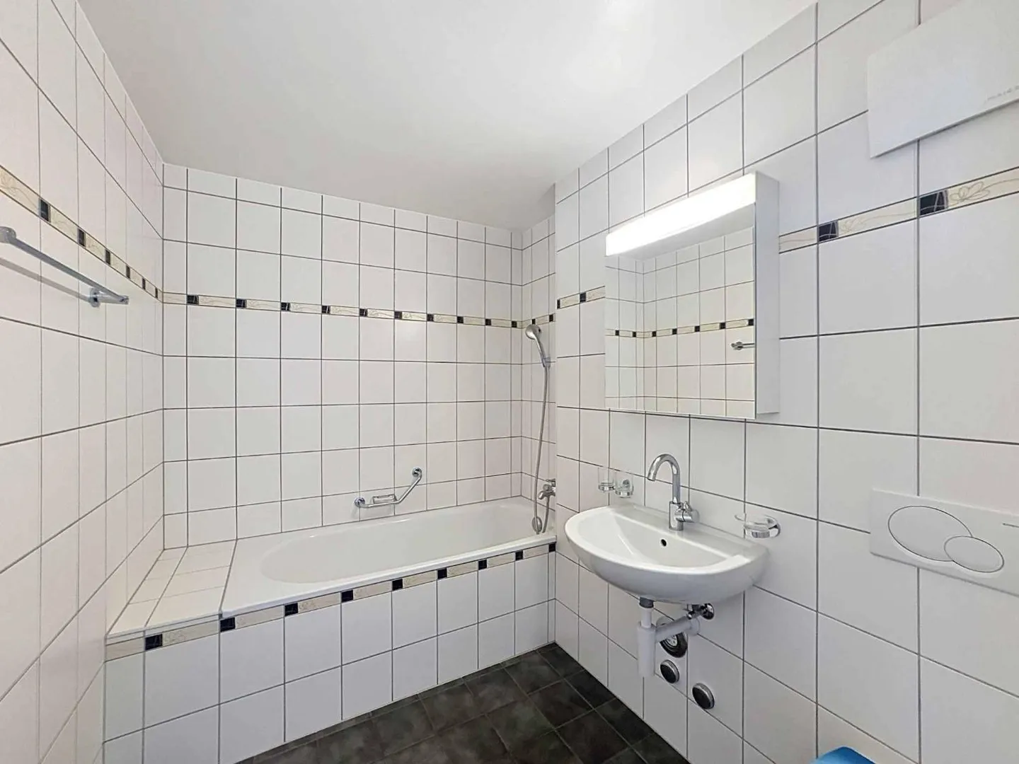 Appartement spacieux avec mezzanine - Photo 7 sur 11