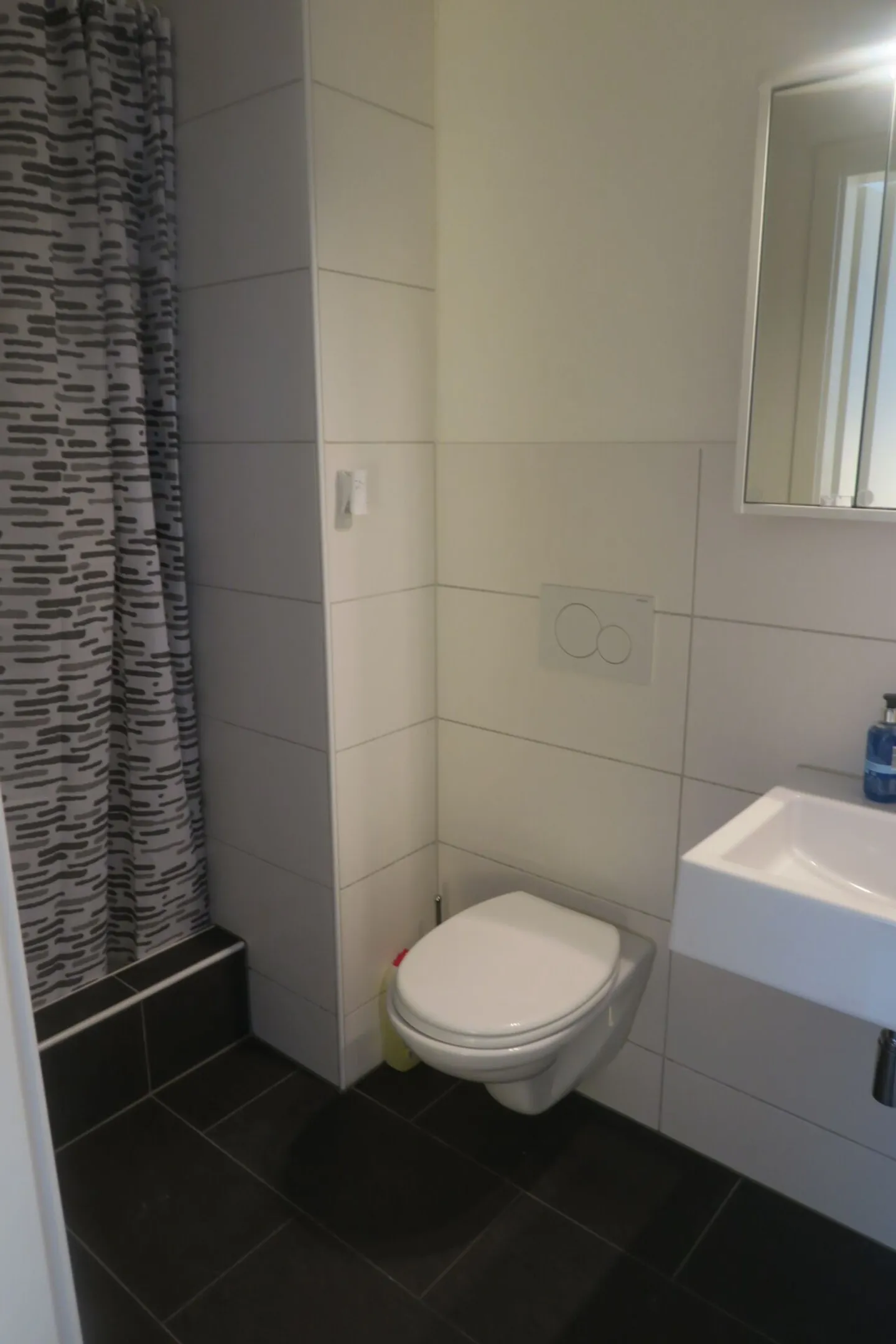 Appartement 2 pièces avec entrée séparée - Photo 5 sur 6