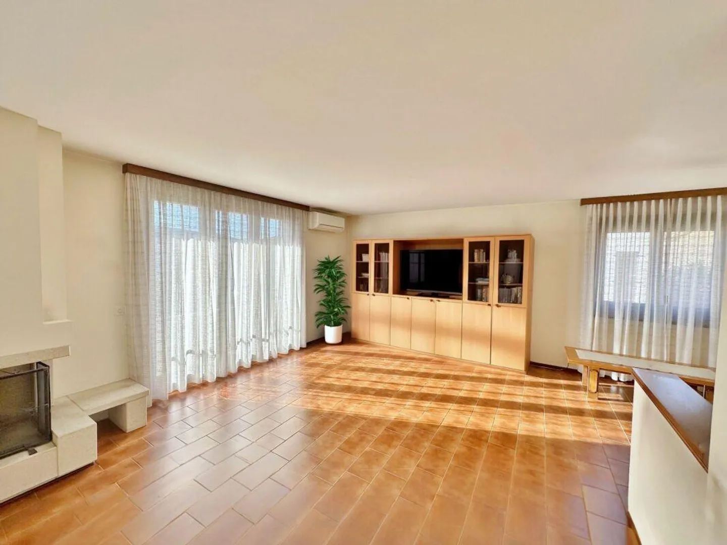 Single-family house with garden and open view - Photo 2 of 14