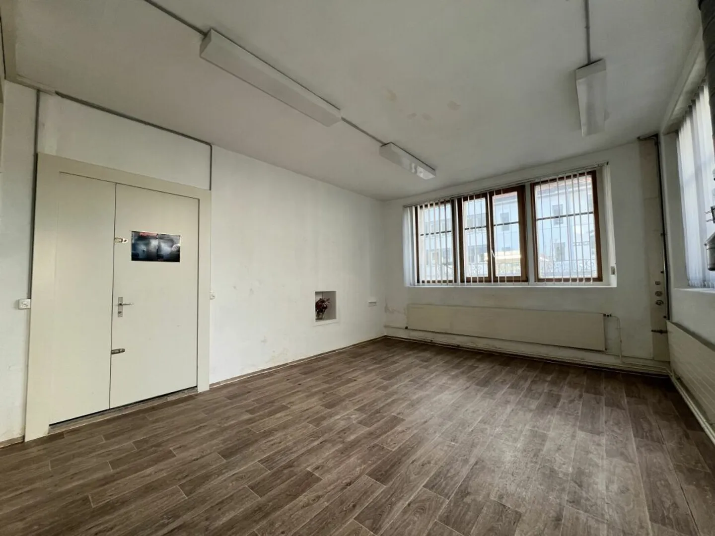 Apartment to create in an exceptional setting - Photo 3 of 9