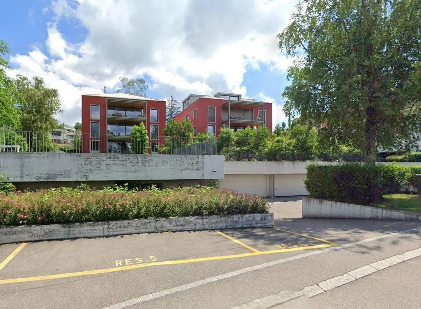 Parking space for rent in Herrliberg - Photo 1 of 1