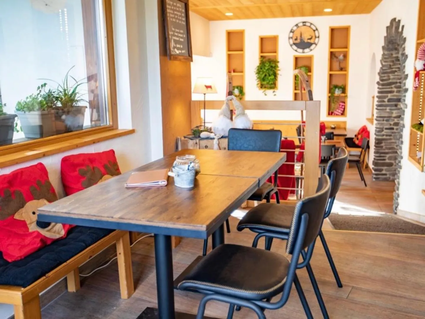 Mischgebäude - Foto 3 von 10