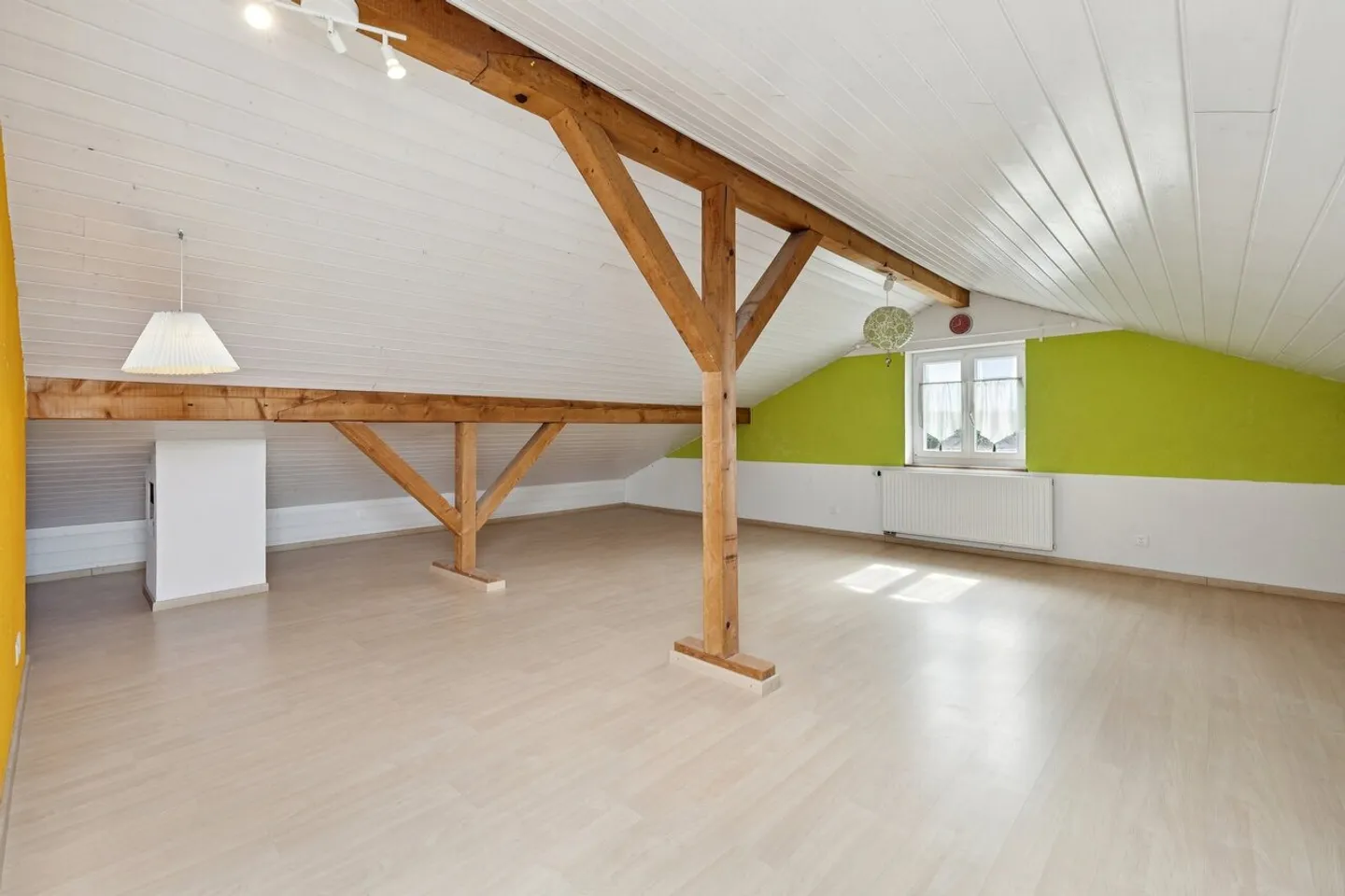 Einfamilienhaus ideal im Herzen des Dorfes gelegen - Foto 4 von 12