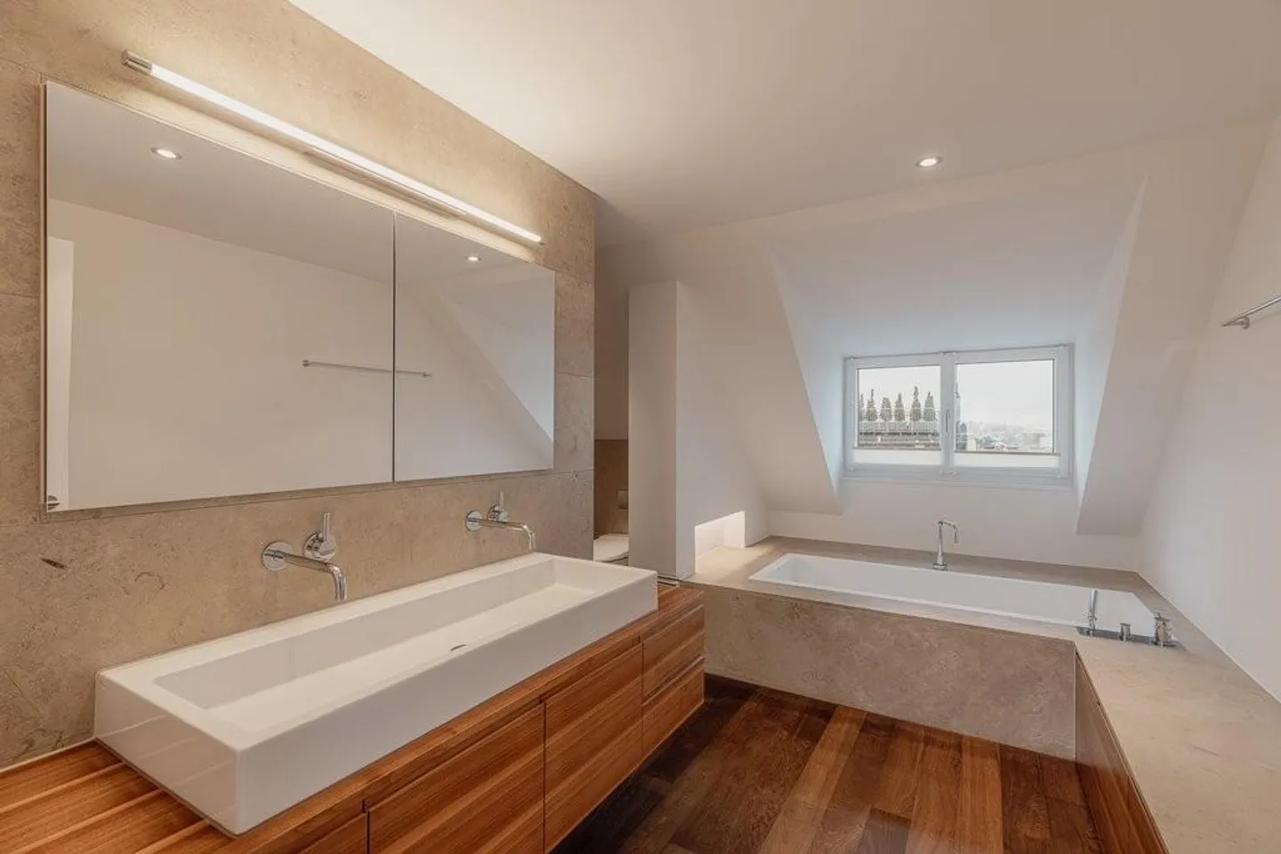 Appartement unique de 2,5 pièces avec vue panoramique sur la skyline de Zurich - Photo 6 sur 12
