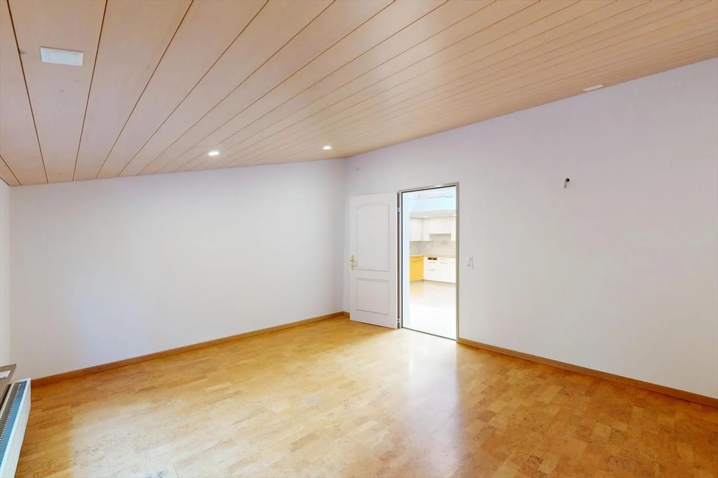Ampia casa unifamiliare nel cuore di Liesberg, Canton BL - Foto 7 di 13