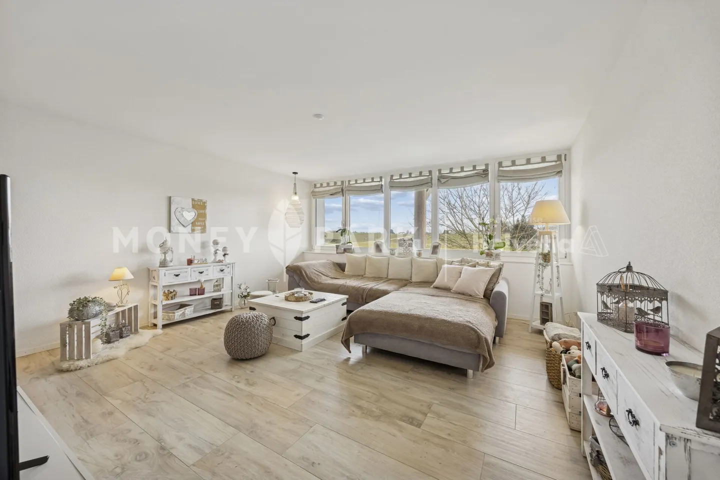 Duplex nuovo di 4,5 stanze, a 5 minuti da Estavayer - Foto 1 di 13