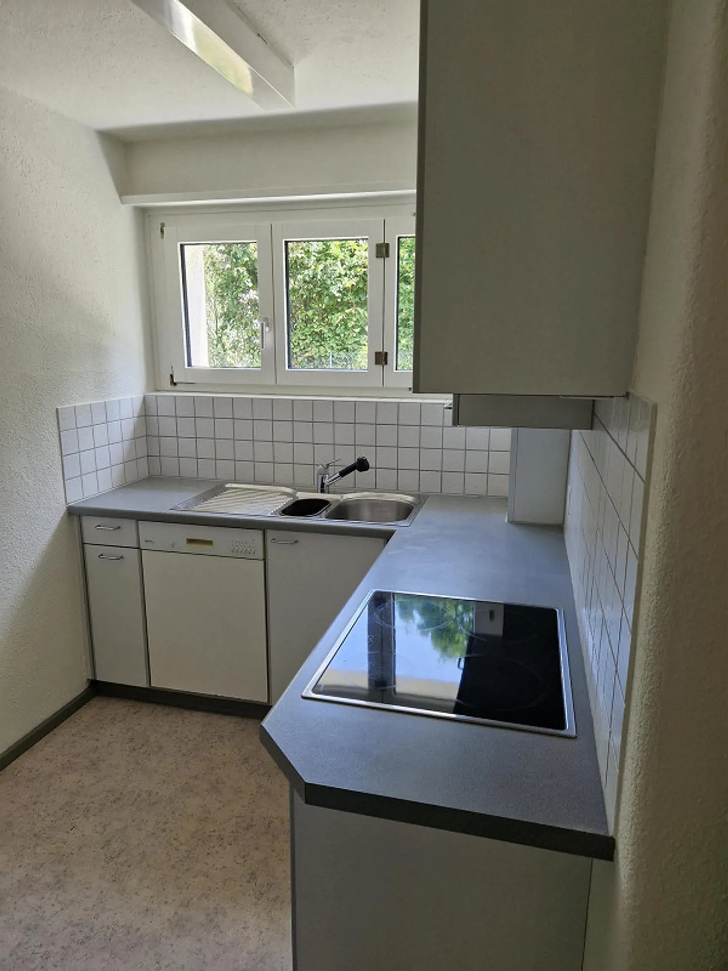 Appartamento 3 1/2 locali in un quartiere tranquillo - Foto 2 di 8