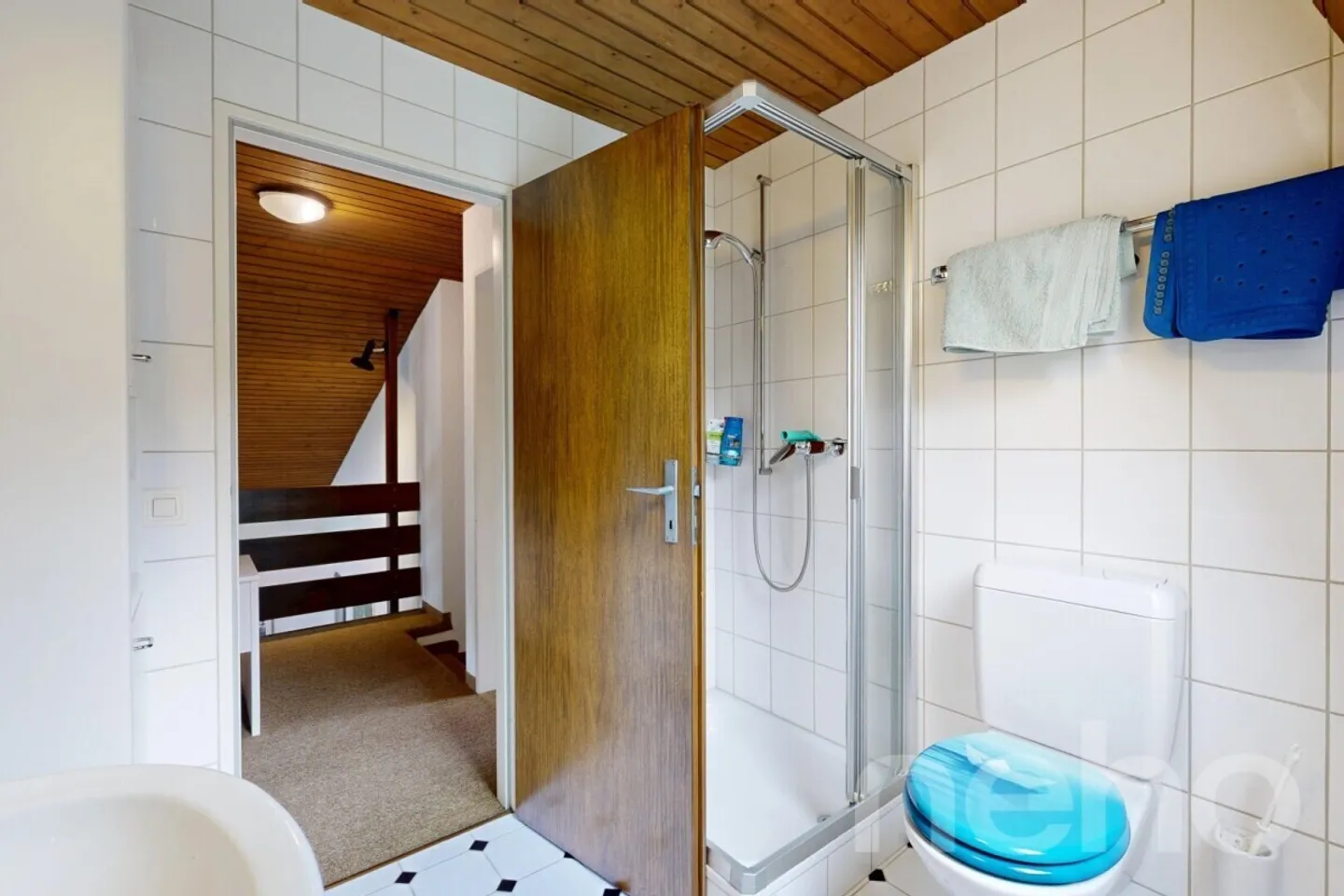 Vivere al confine della foresta con piscina coperta, giardino d'inverno e vista panoramica - Foto 10 di 12