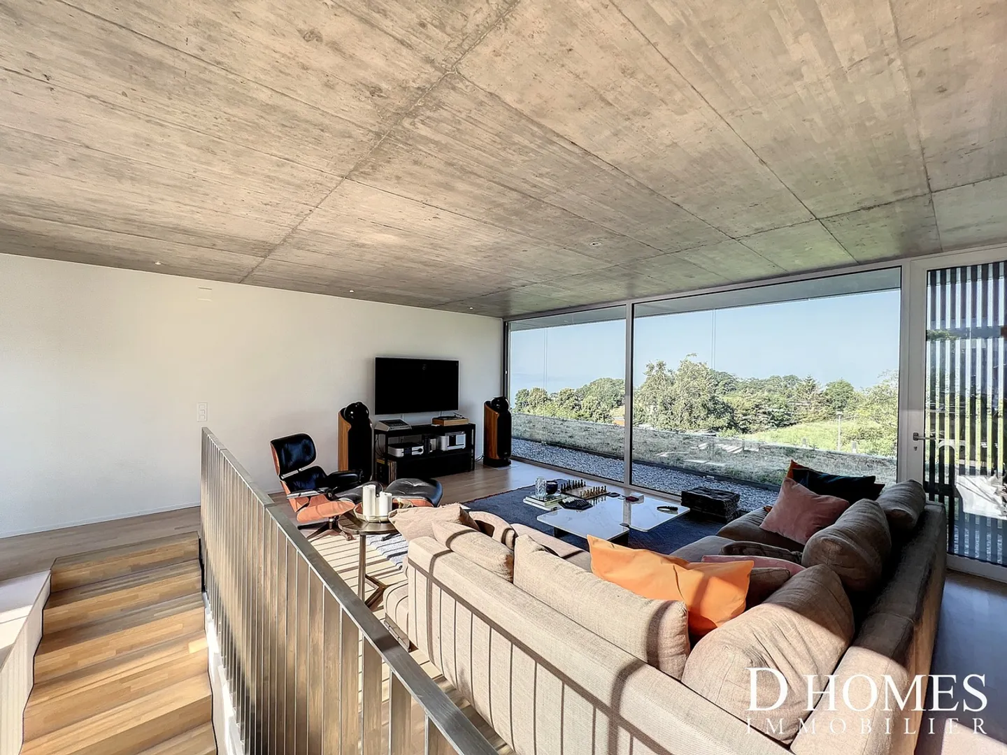 EXCLUSIVE I Contemporary duplex villa with lake view - Photo 6 of 13