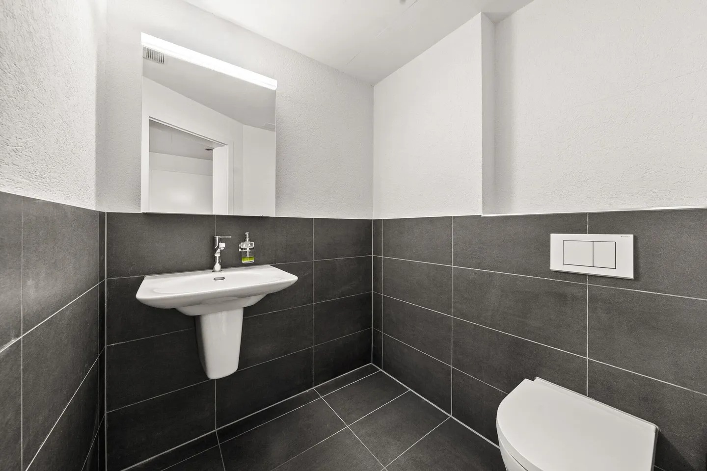 Living on 3 floors? - Photo 6 of 13