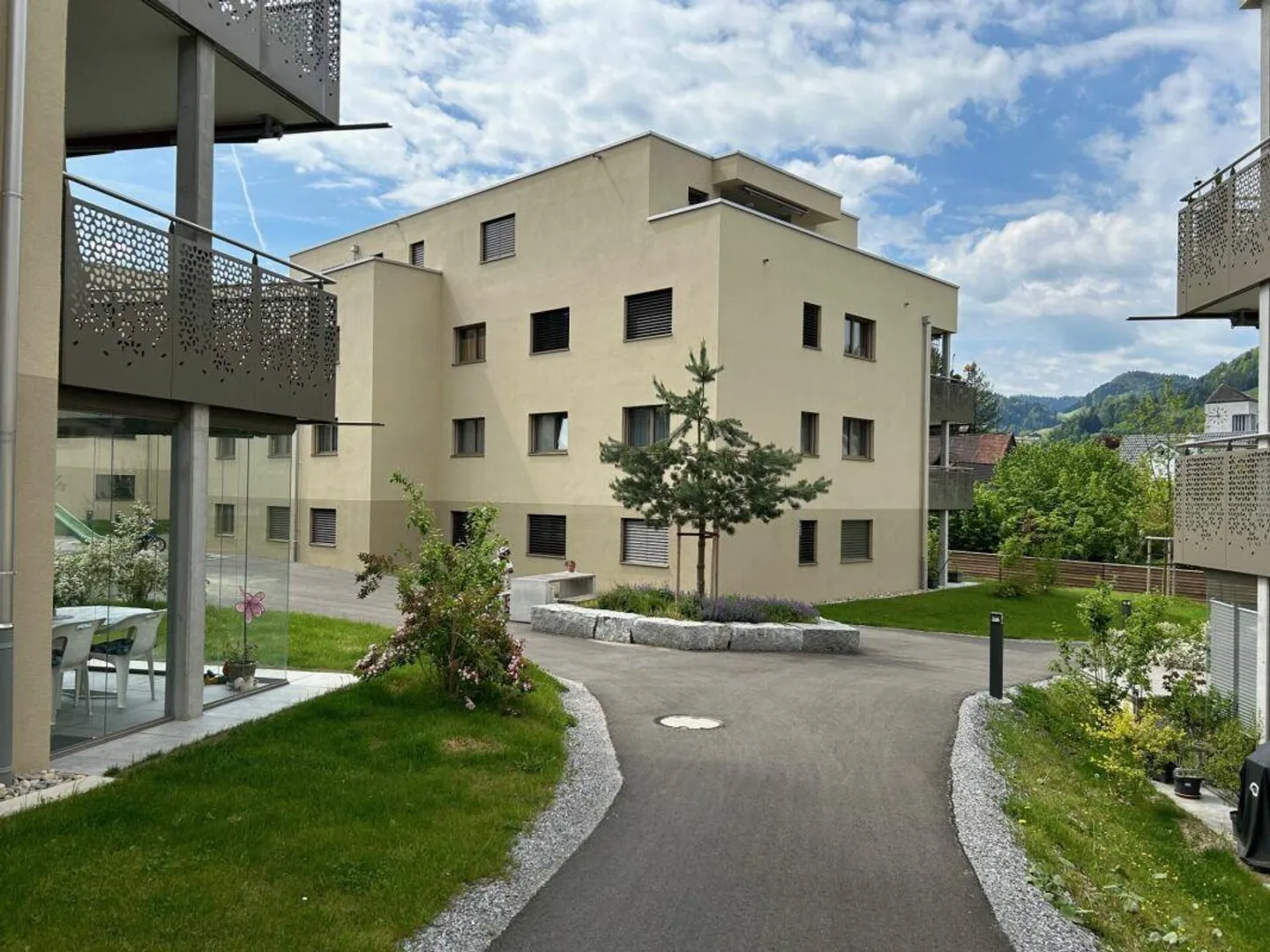 Sonnige Gartenwohnung in familienfreundlichem Wohnquartier - Foto 2 von 11