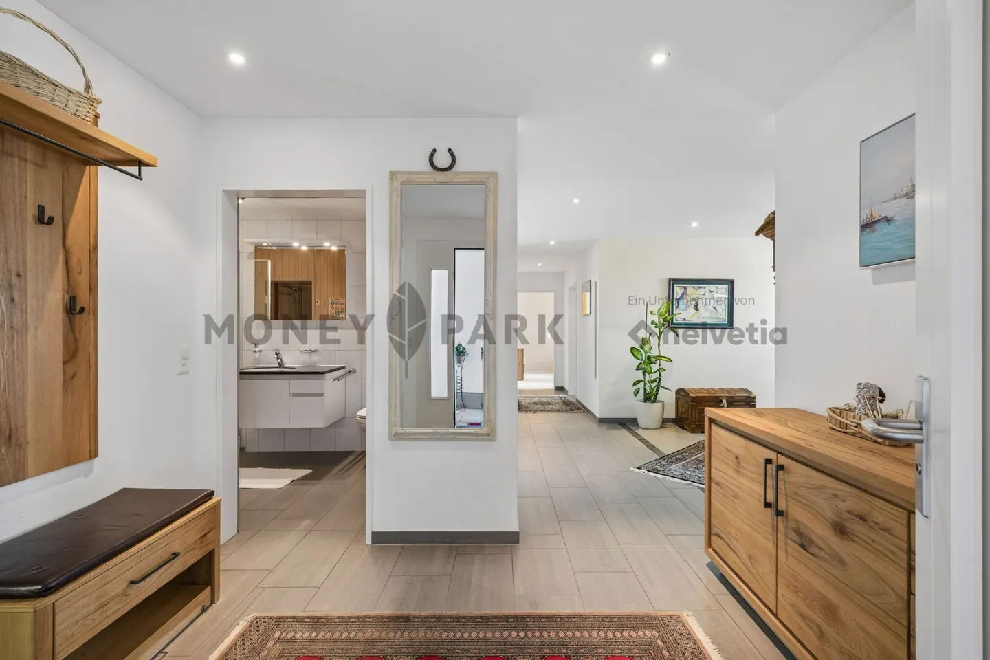 4.5- (5.5-) Room Terrace Apartment at Lake Zurich with 180° Lake View - Photo 3 of 9