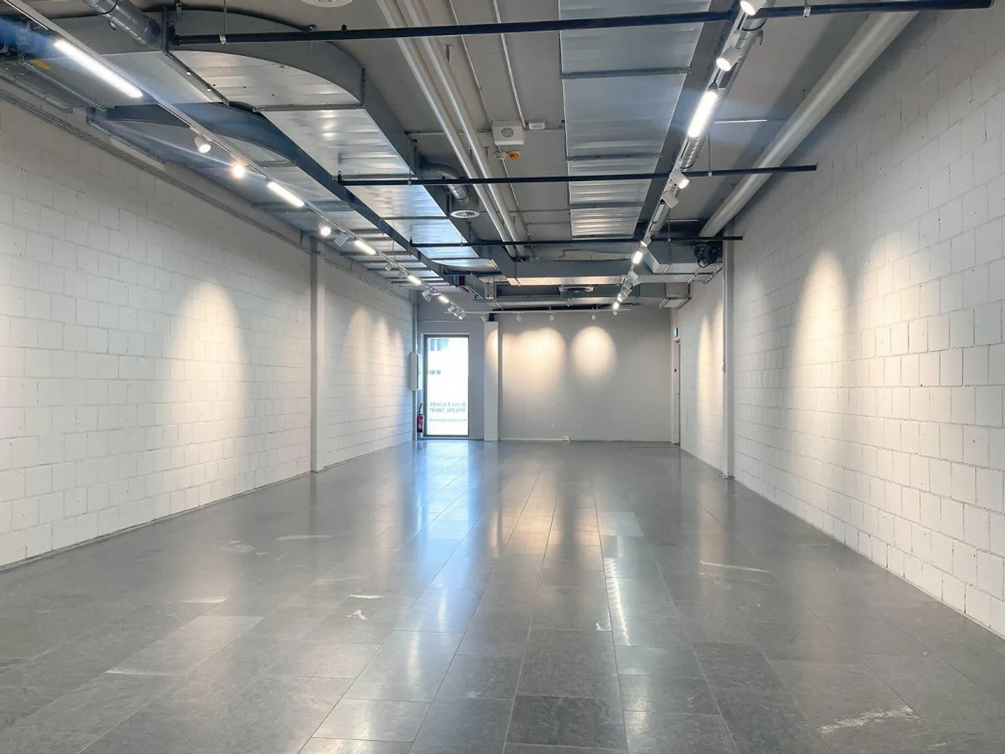 Your new retail space in the Polycenter Laupen - Photo 4 of 5