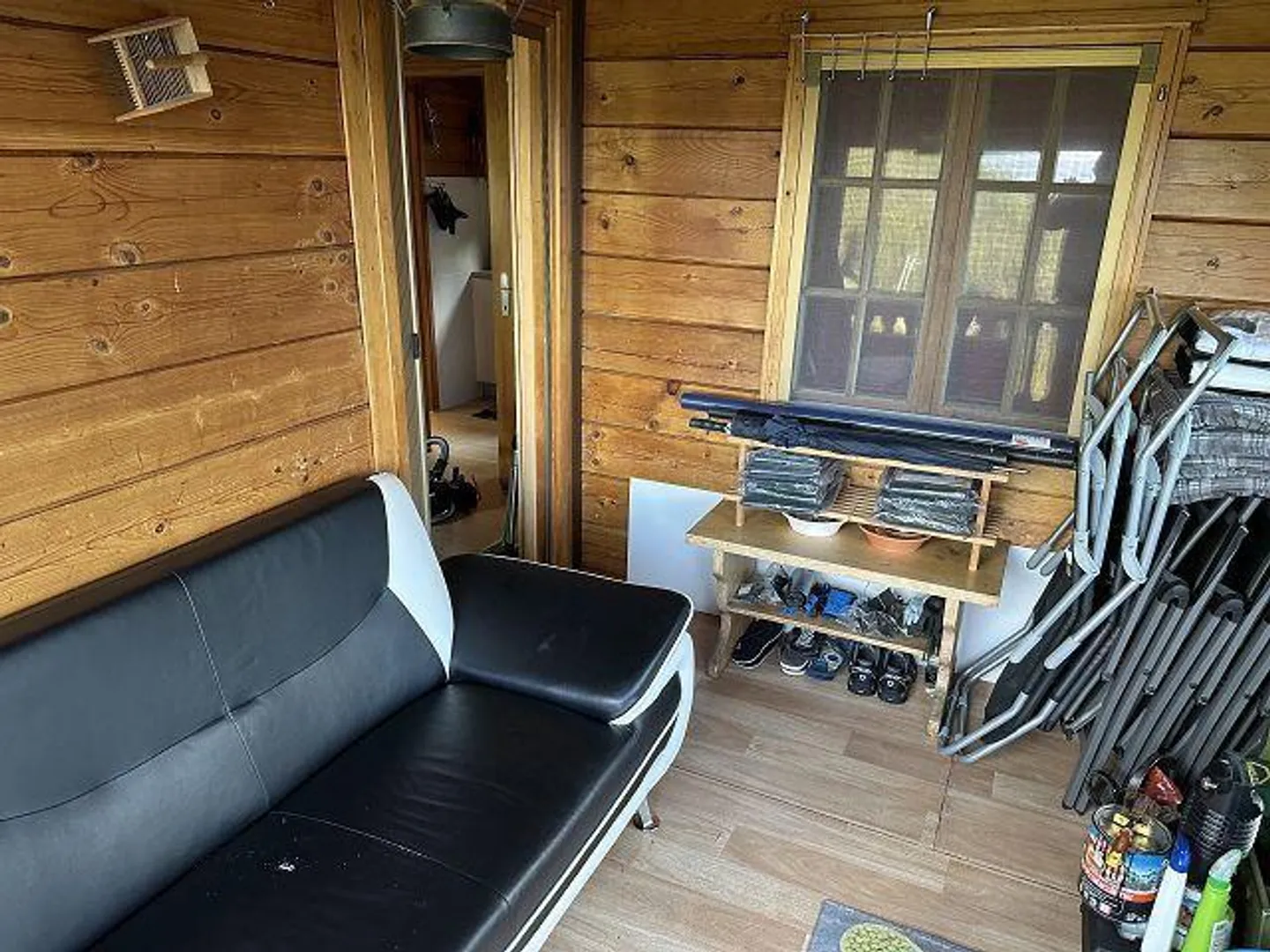 Chalet di 4 stanze in una posizione molto tranquilla e soleggiata con vista - Foto 3 di 39