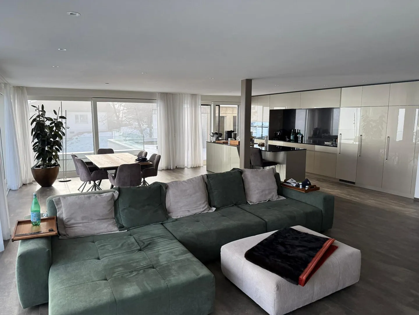 4.5 Room Apartment 155m2 - Photo 2 of 11