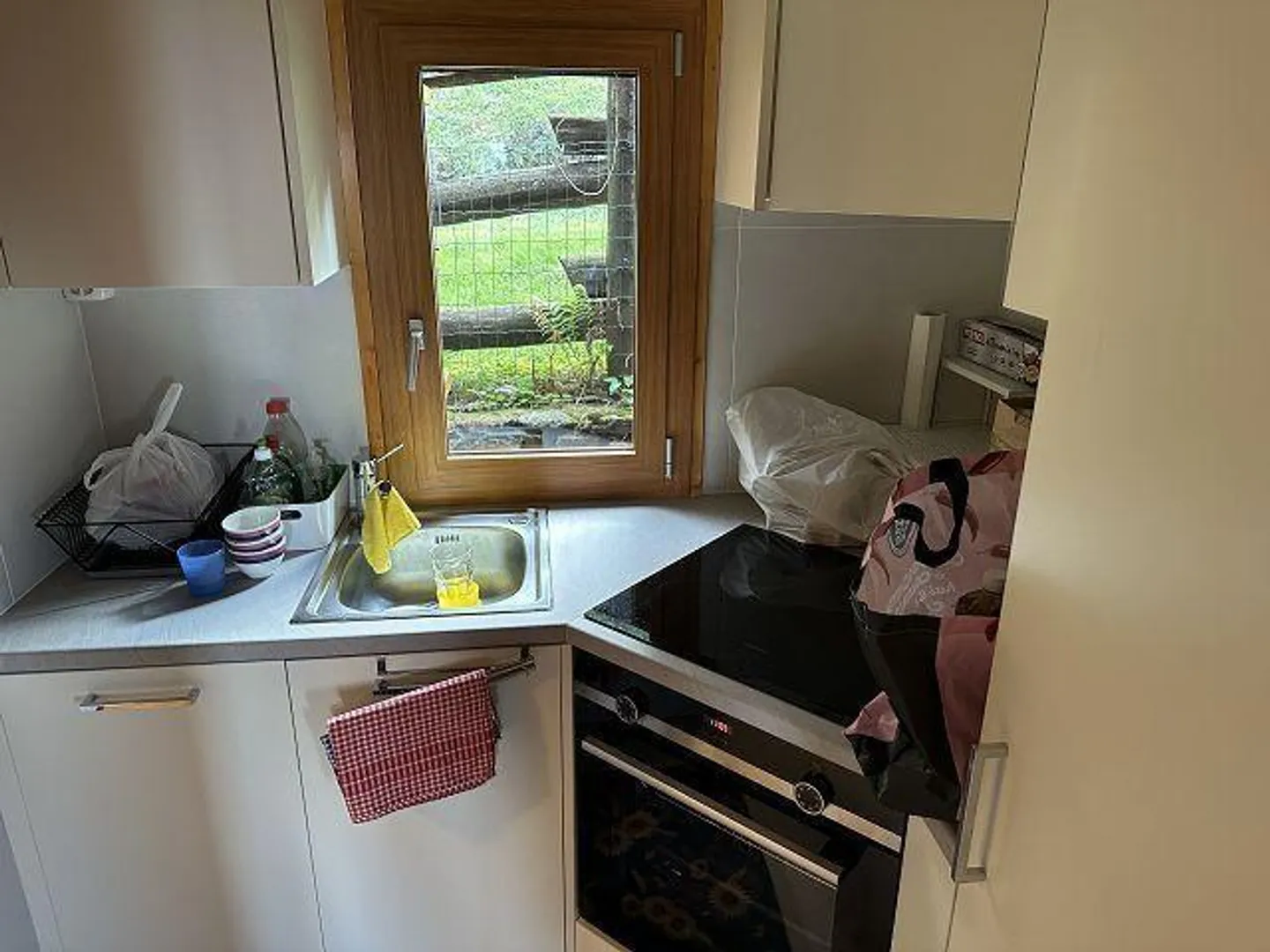 Chalet di 4 stanze in una posizione molto tranquilla e soleggiata con vista - Foto 9 di 39
