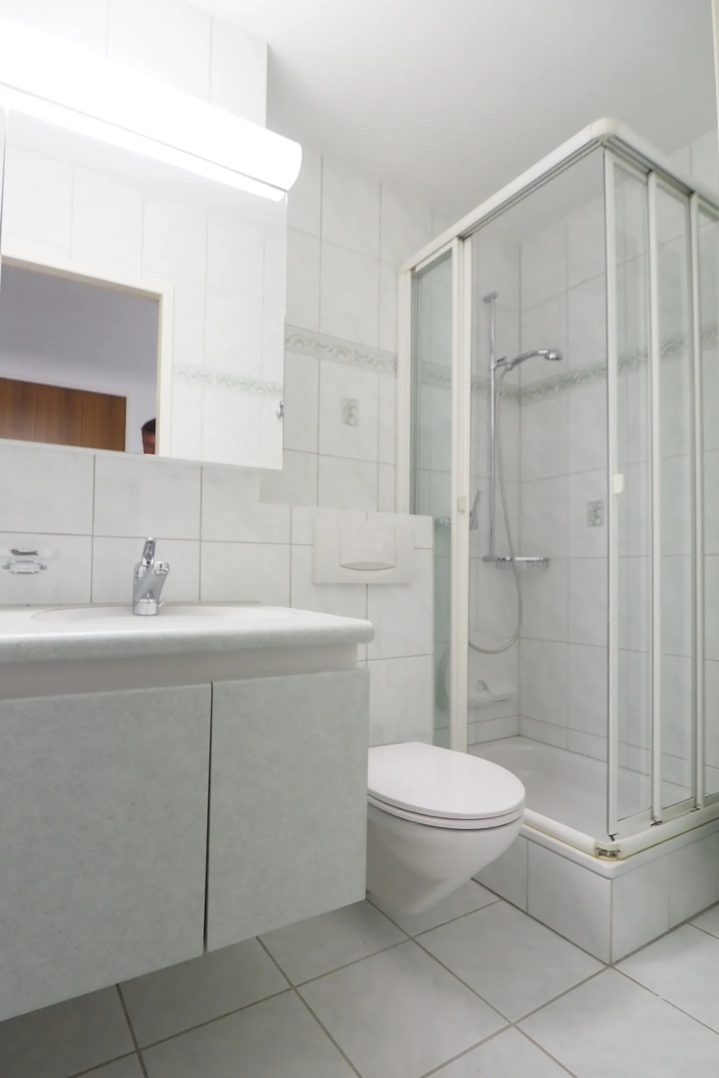 Quietly located 2.5-room apartment in popular Reinach - Photo 4 of 10