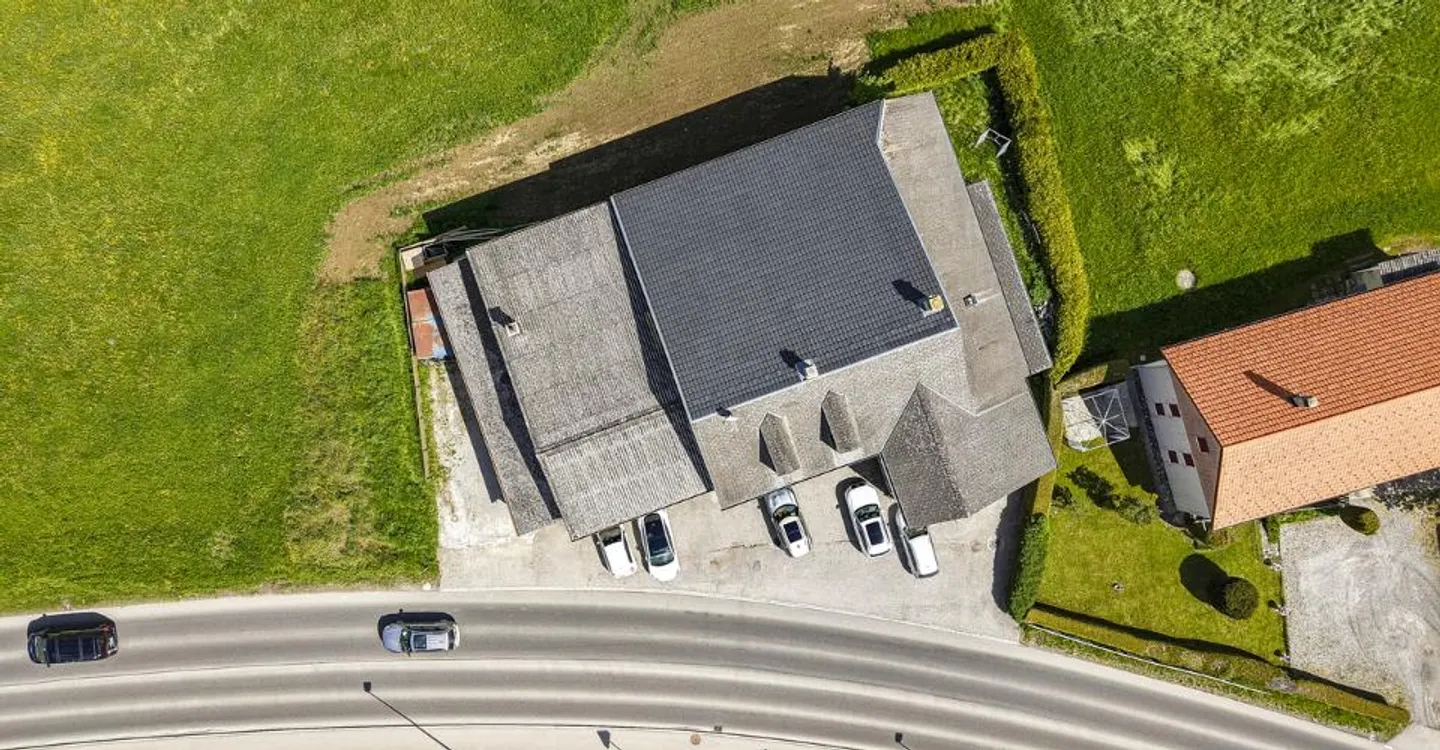 VUADENS | Mischgebäude für Unternehmen oder Rendite - Foto 3 von 12