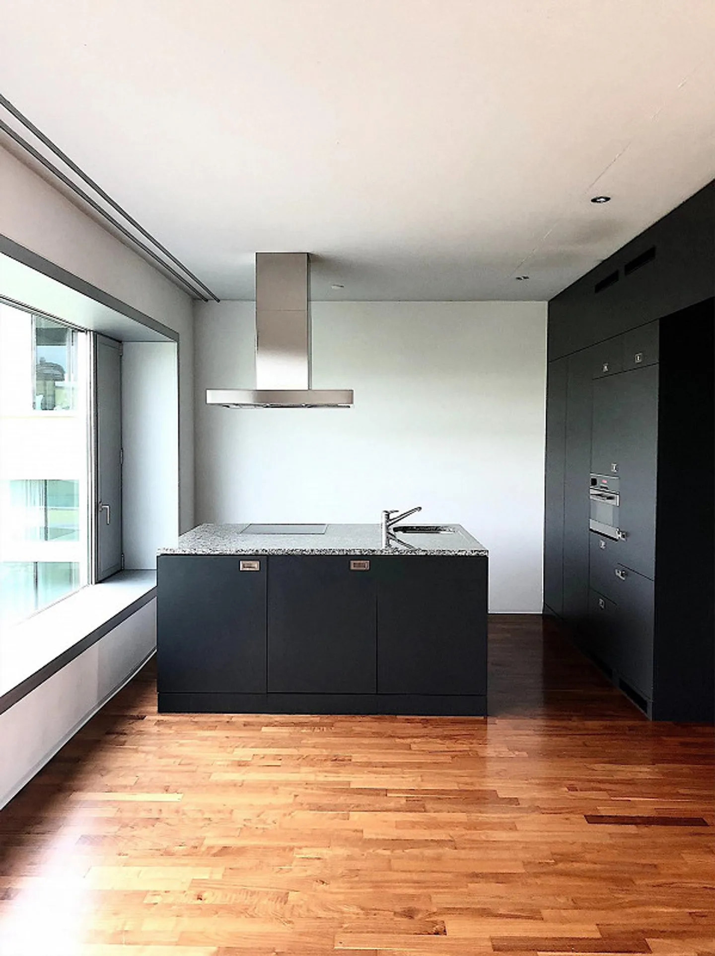 Modern Maisonette in Oerlikon - Photo 3 of 5