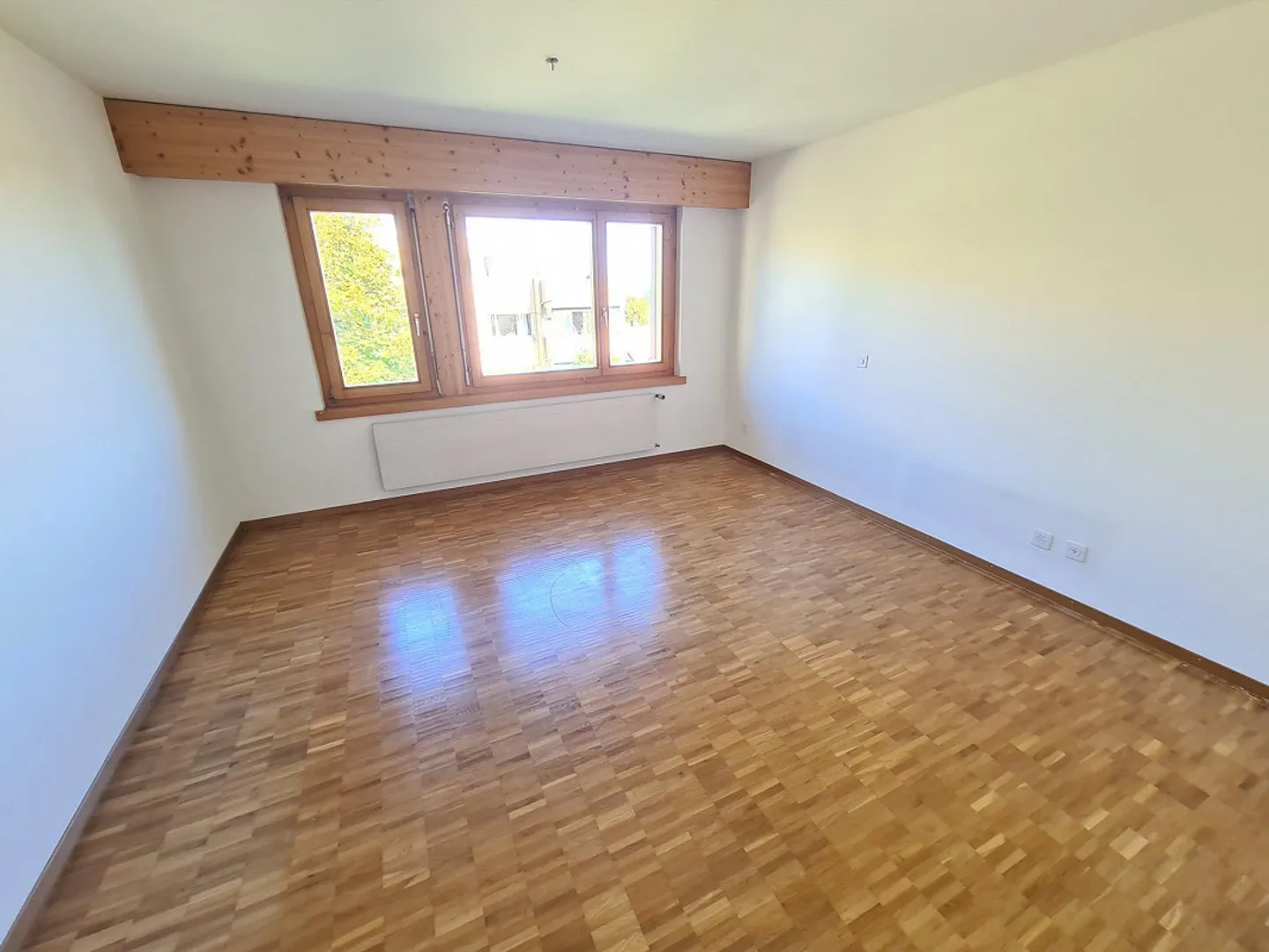 Appartamento accogliente di 3.5 stanze con nuovo bagno e WC incluso balcone - Foto 4 di 9