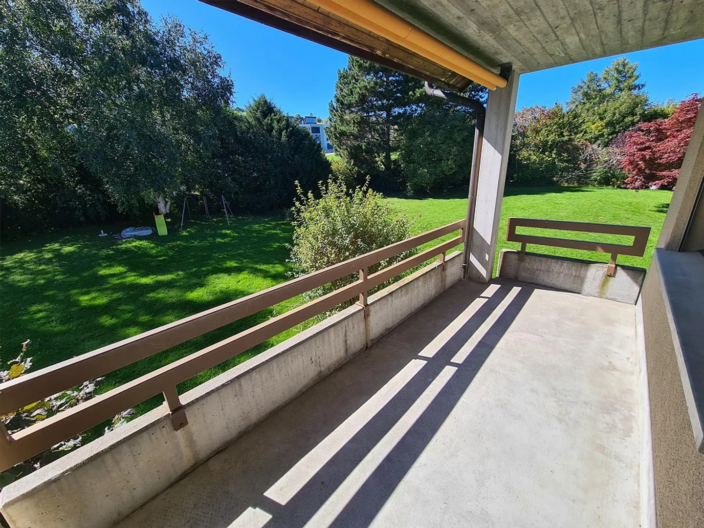 Appartamento accogliente di 3.5 stanze con nuovo bagno e WC incluso balcone - Foto 8 di 9